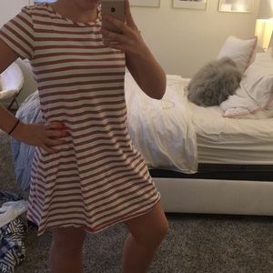 Vineyard vines red white and blue striped dress